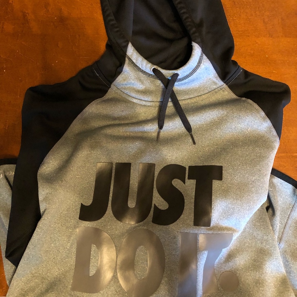 Nike Therma Fit hoodie